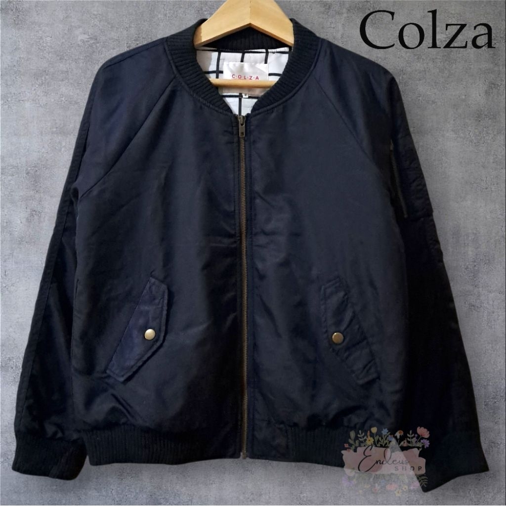JAKET BOMBER WATERPROOF SIZE M BY COLZA WARNA DARK NAVY