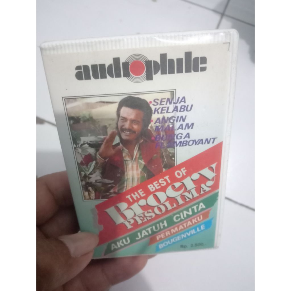 Kaset pita Broery Pesolima Rekaman Audiophile