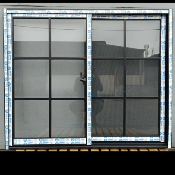 Jendela Geser Aluminium Sliding Aluminium Window Eden Cattleya 100x120 black frame hitam