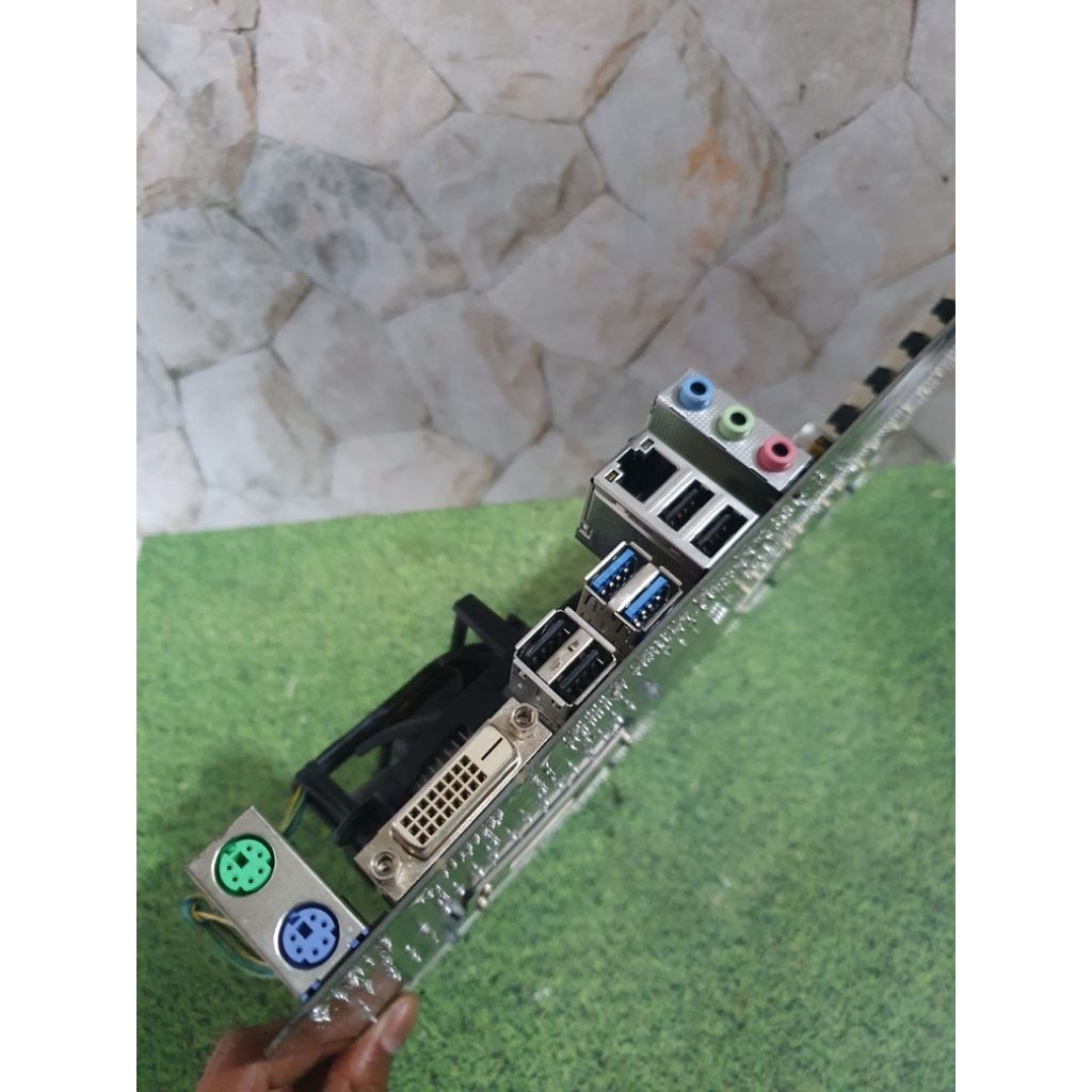 motherboard Asrock H110 pro btc i3 gen6