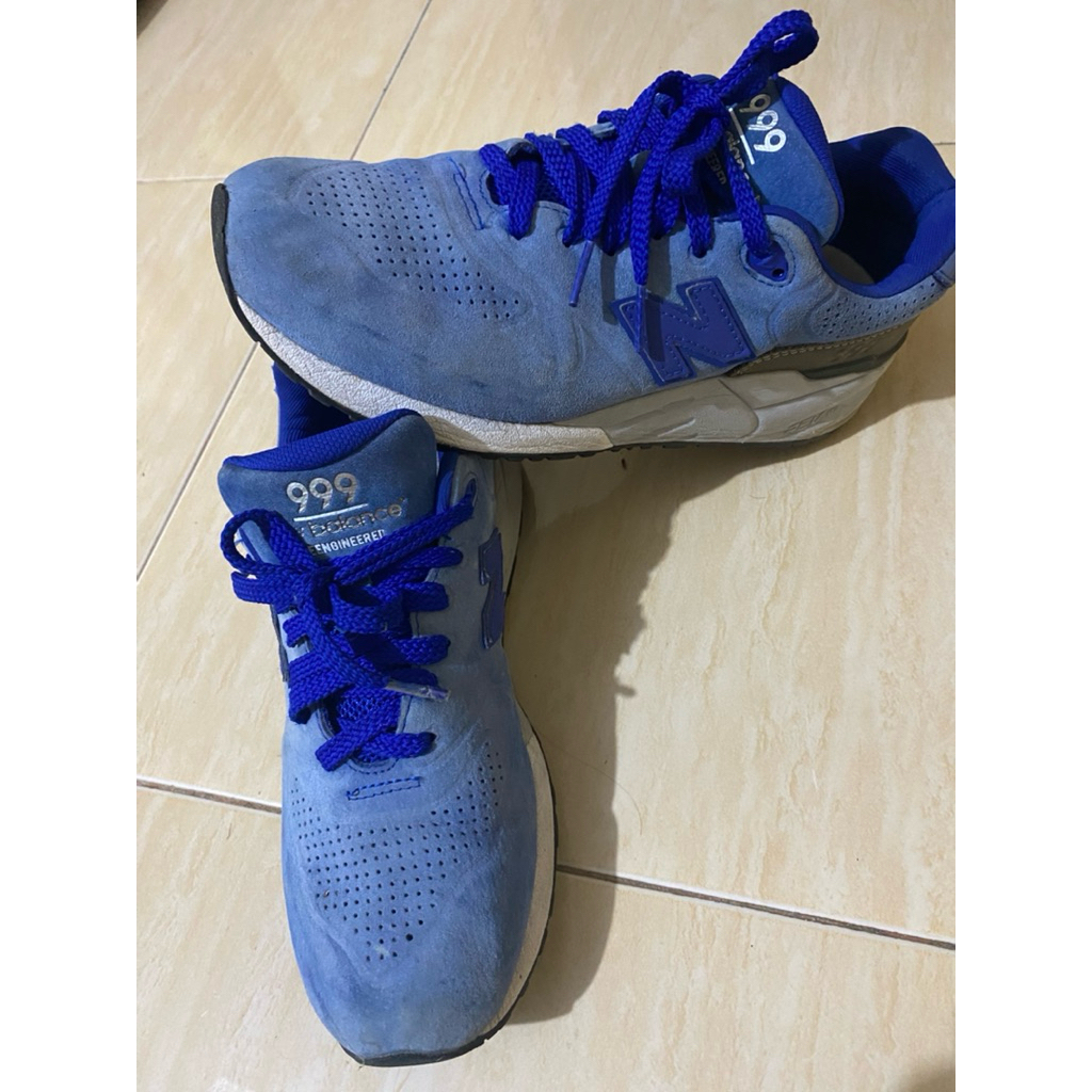 Sepatu New Balance 999