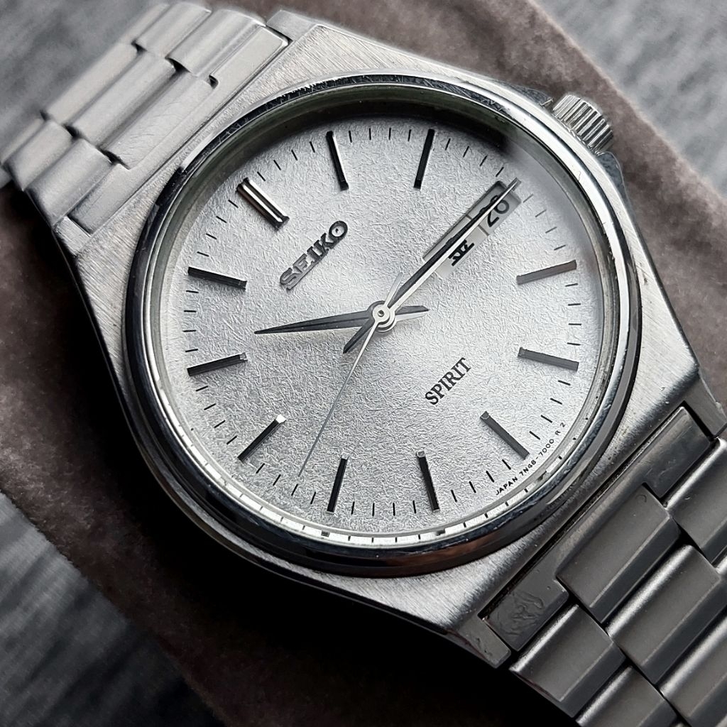 Seiko Spirit Frosted Ice Dial Ref. No 7N48-7000