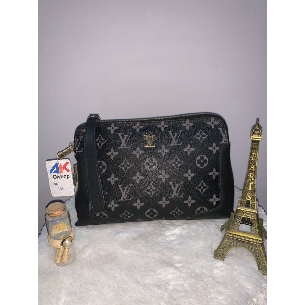 Clutch wanita dan pria LV