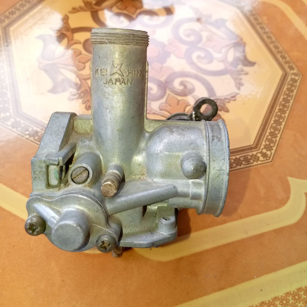 CANGKANG KARBU REVO ABSOLUT