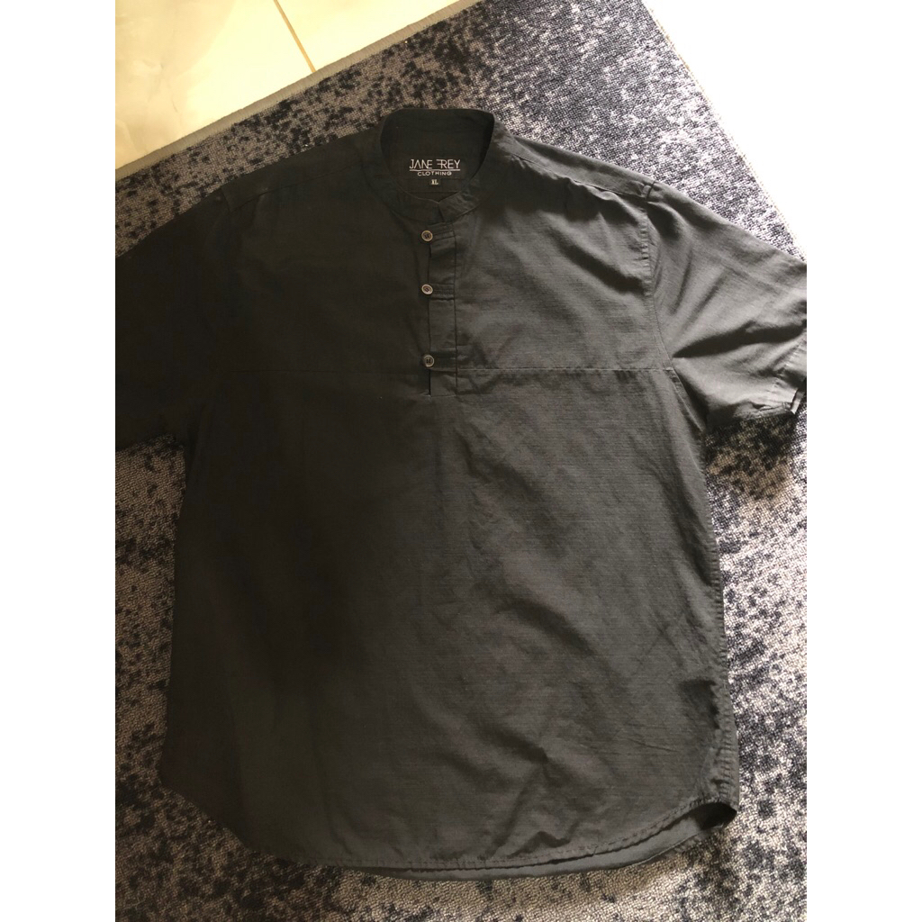 kemeja jane rey hitam XL