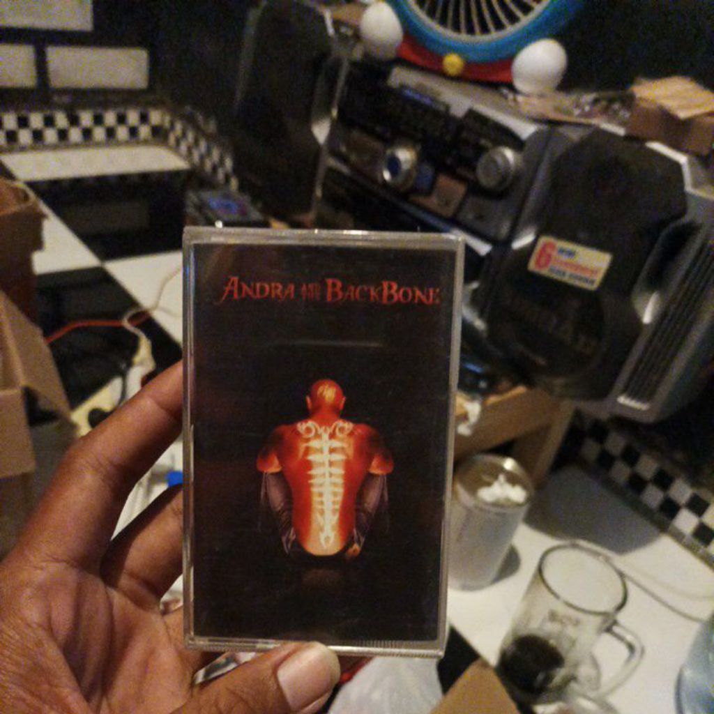 Kaset Andra and the backbone Likenews