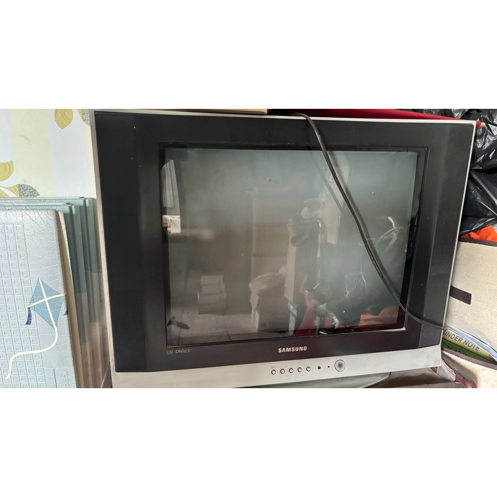 Preloved TV Slim SAMSUNG