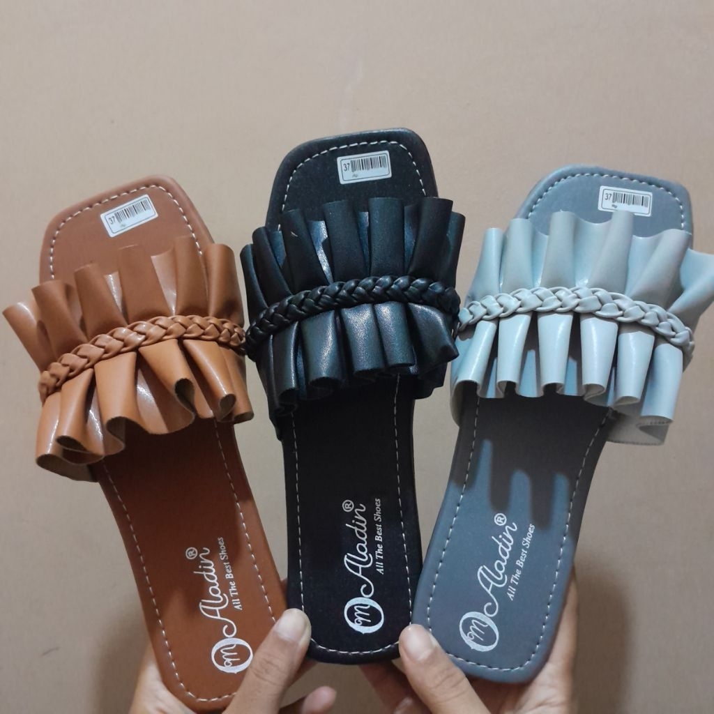 Sandal Flat Kepang Sandal wanita fashion Sandal lucu rumah