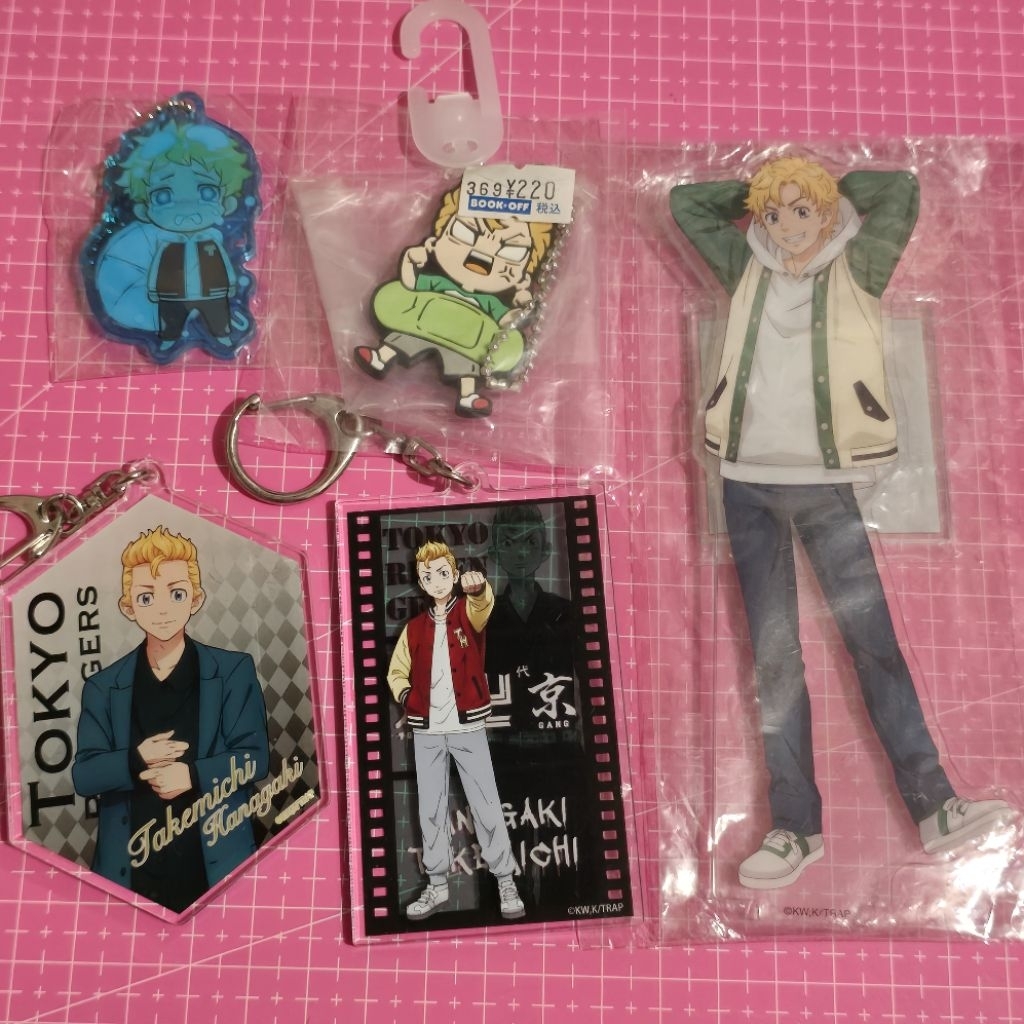 Takemichi Hanagaki Tokyo revengers tokrev keychain gantungan kunci akrilik acrylic standee rubber st