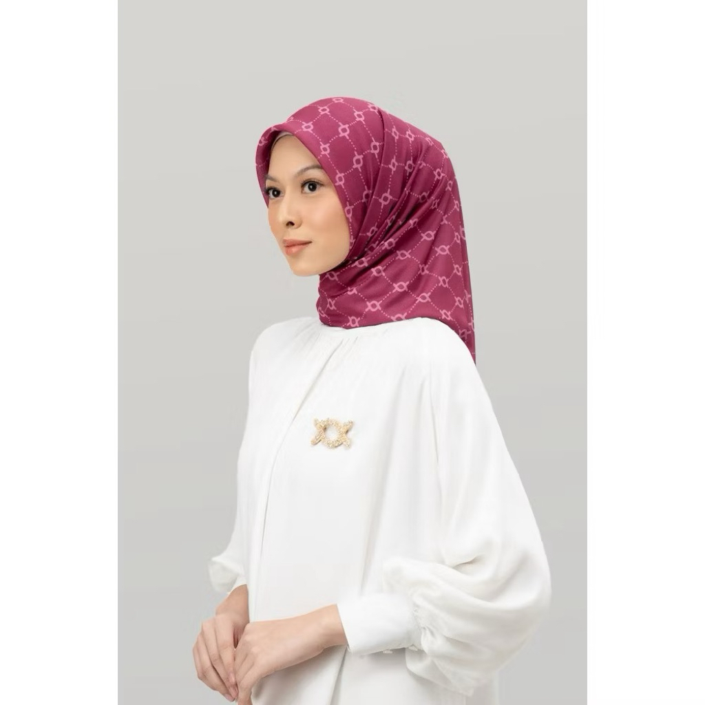 Jilbab  Monogram London Edition II Preloved Second by Wearing Klamby