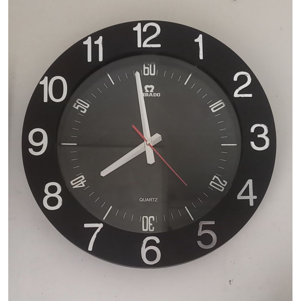 JAM DINDING MIRADO BESAR hitam