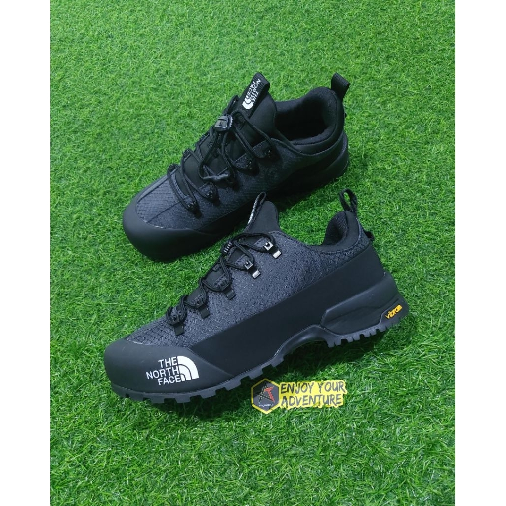 sepatu gunung outdoor the nort face size 43