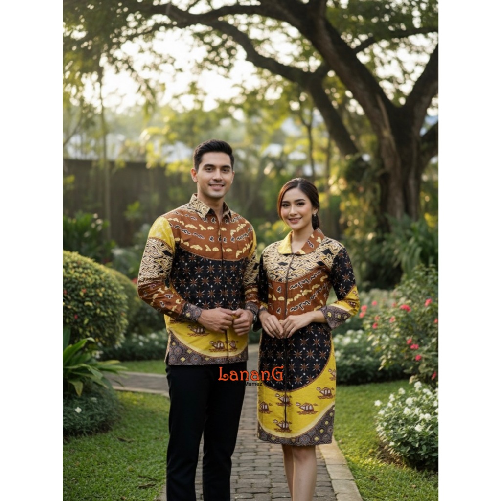 Couple Batik Sarimbit Kode Ewako 1 & 2 by Batik Lanang Mamez Batik Lontara Batik Makassar