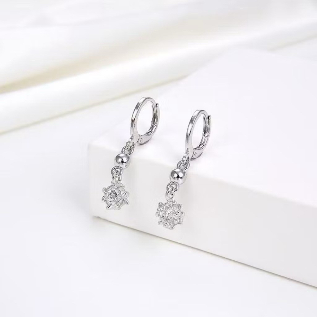 anting klip silver juntai panjang berlian titanium anti karat
