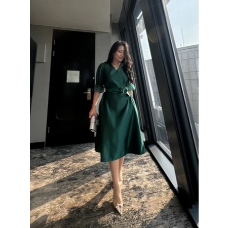 Dress Satin Bridal Premium Dress Pesta Natal Tahun Baru Dress JUMBO LD 130