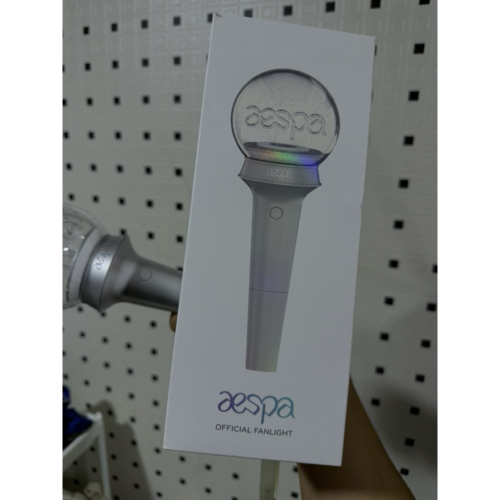 AESPA LIGHTSTICK preloved