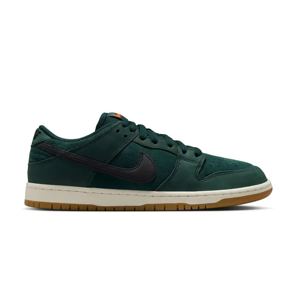SEPATU NIKE SB DUNK LOW PRO NIKFJ1674300