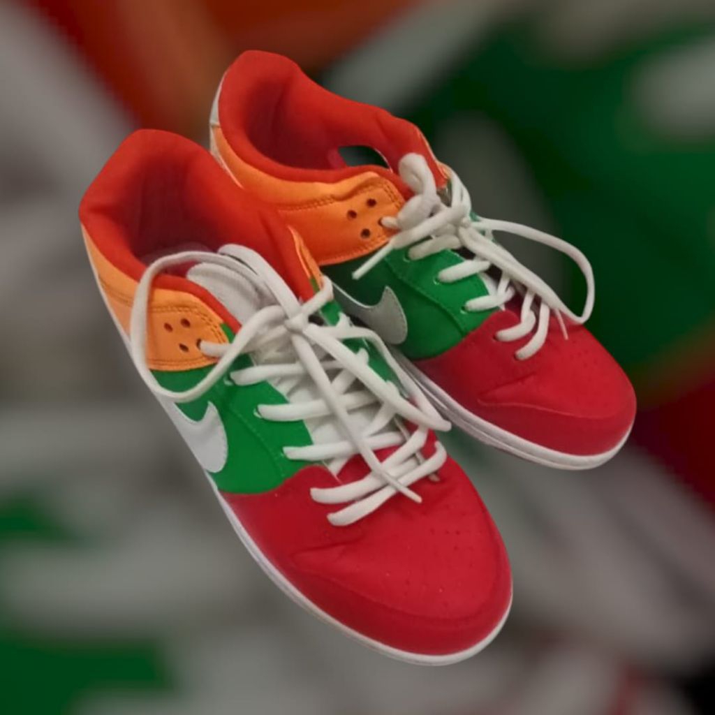 Sneakers Nike x Seven Eleven Limited Edition