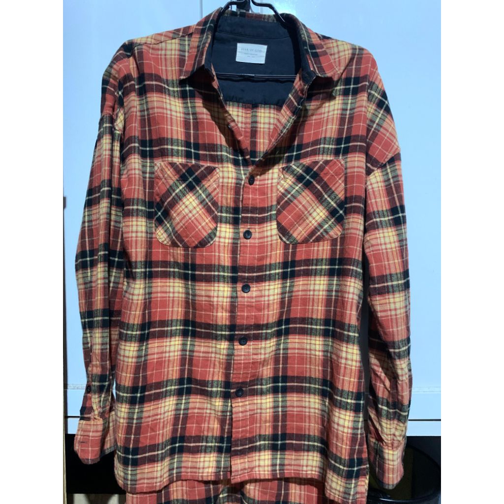 kemeja flanel fear of god x ssense