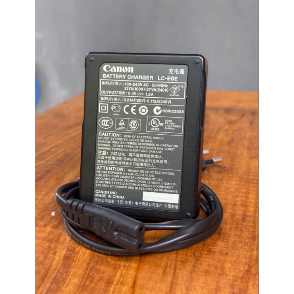 Charger Canon LC-E6 Original for LP-E6 Baterai Kamera Eos 5D 6D 7D 60D 70D 80D (bekas)