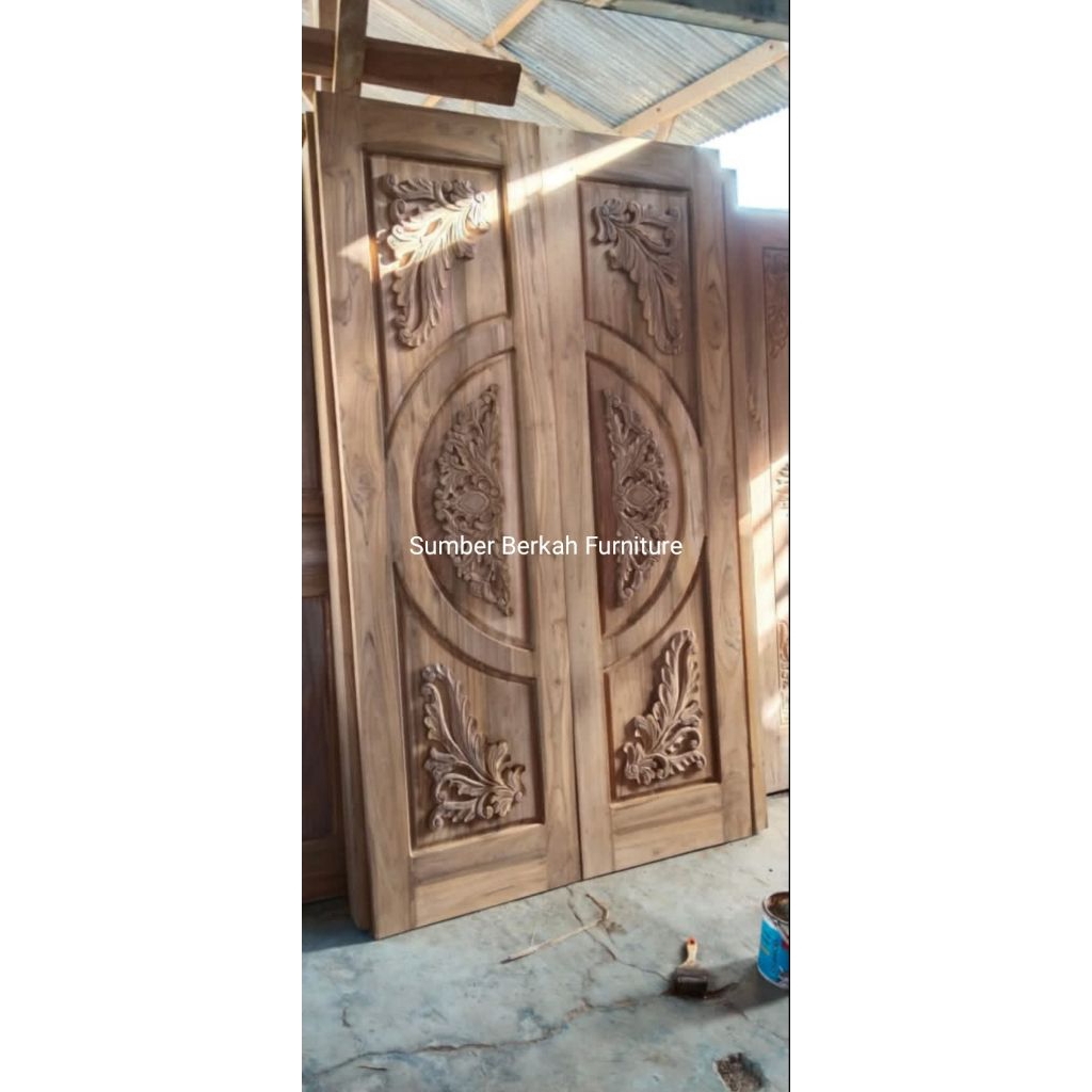 SET KUSEN + DAUN PINTU KUPU TARUNG UKIR  BAHAN KAYU JATI. UKURAN MODEL MOTIF WARNA BISA CUSTOM