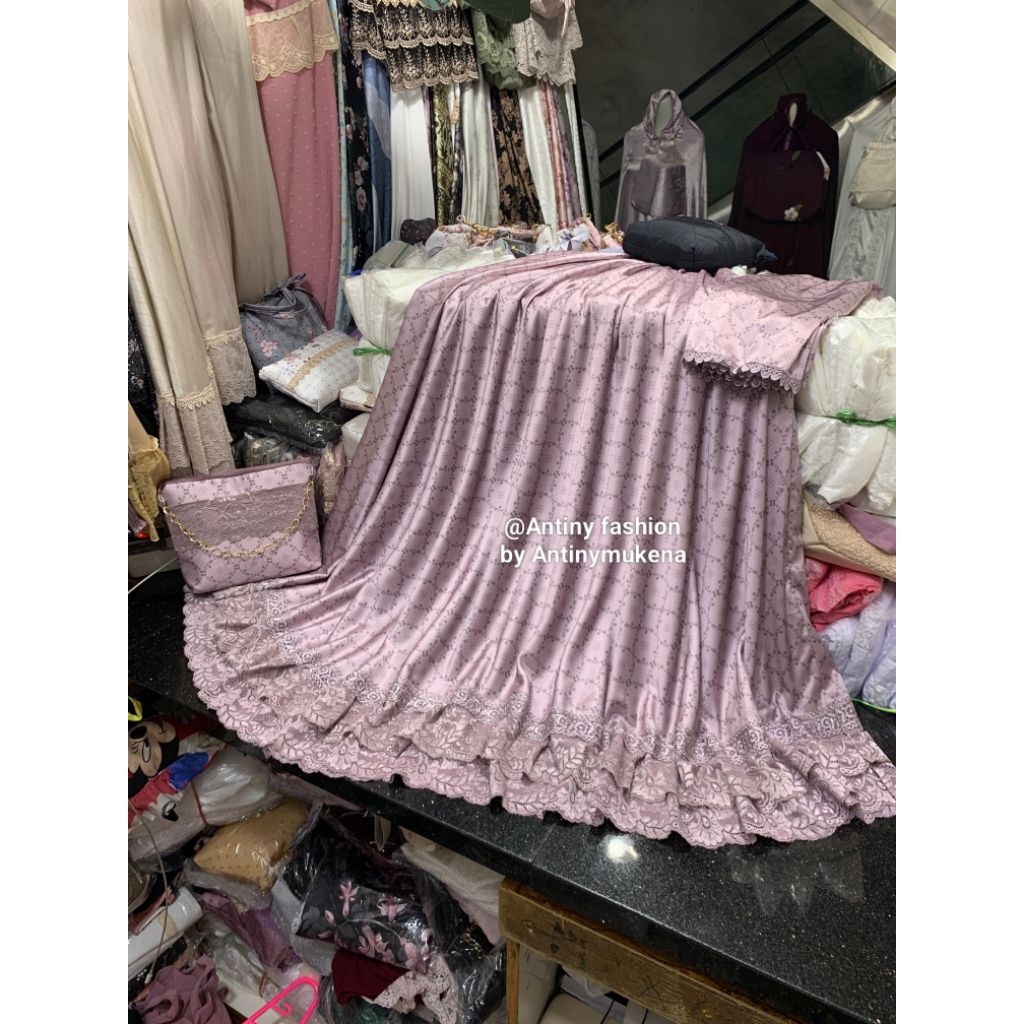 Mukena Cinta / Mukena printing Premium/ mukena sutra silk premium/ mukena cantik/ mukena mewah dan e