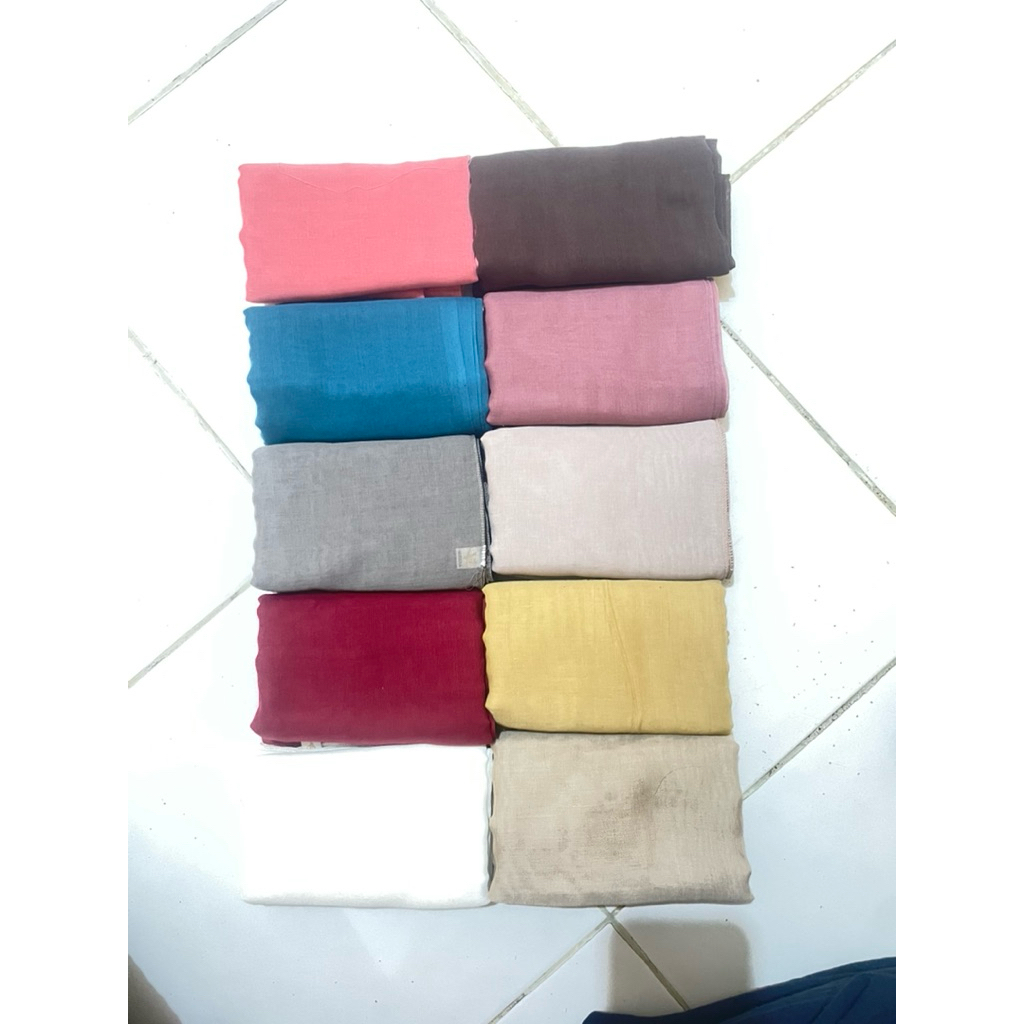 jilbab paris varisha segi empat berbahan premium