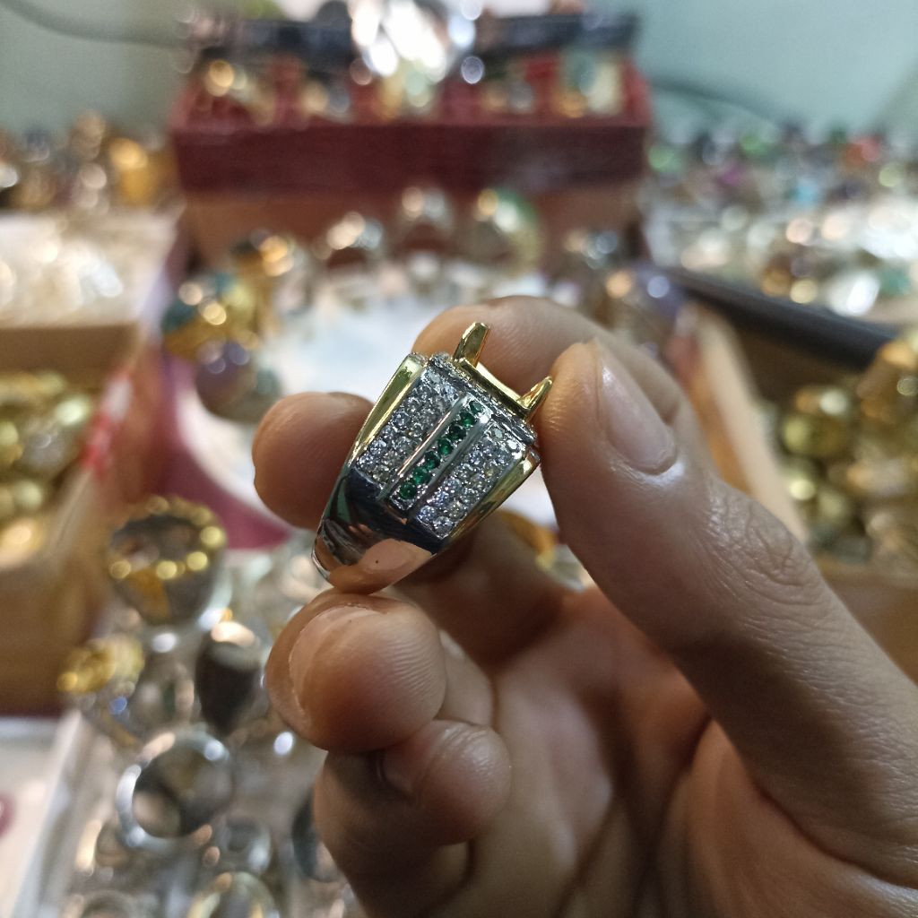 CINCIN/RING/EMBAN BATU AKIK/PERMATA DIMENSI KANTORAN BAHAN KUNINGAN SARI SUPER MEWAH