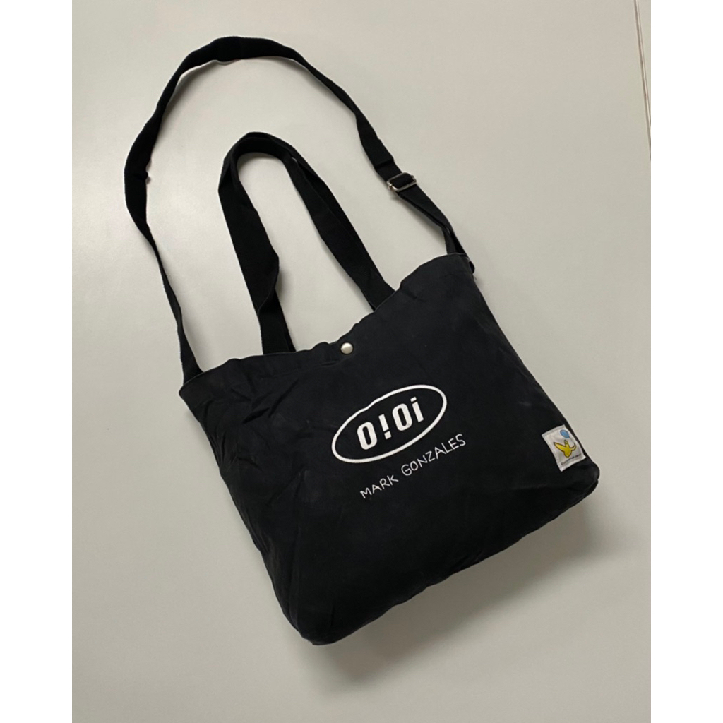MARK GONZALES X OO SLING BAG