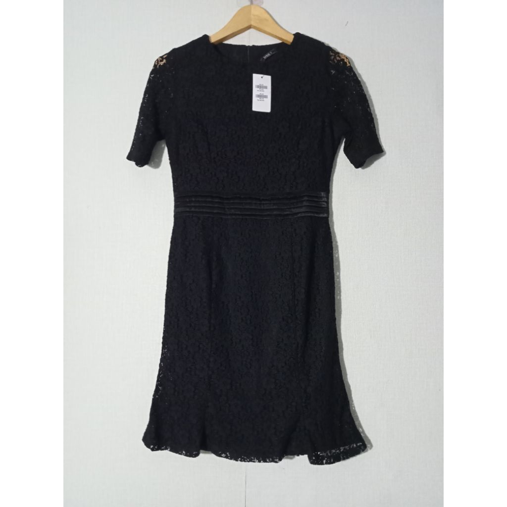 Eprise - Dress Brokat Hitam Size S
