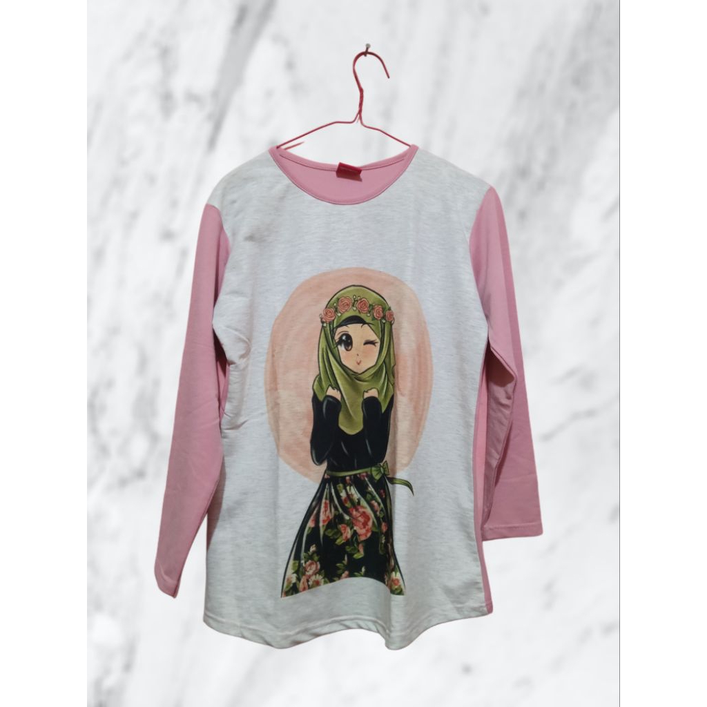 [PRELOVED LIKE NEW] Baju Kaos Anak Remaja Tanggung/Dewasa Muslimah Cartoon Street Gambar Anime Kartu