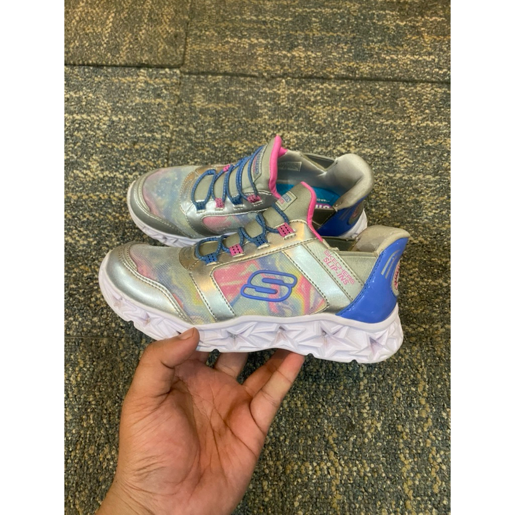sepatu anak skechers lampu