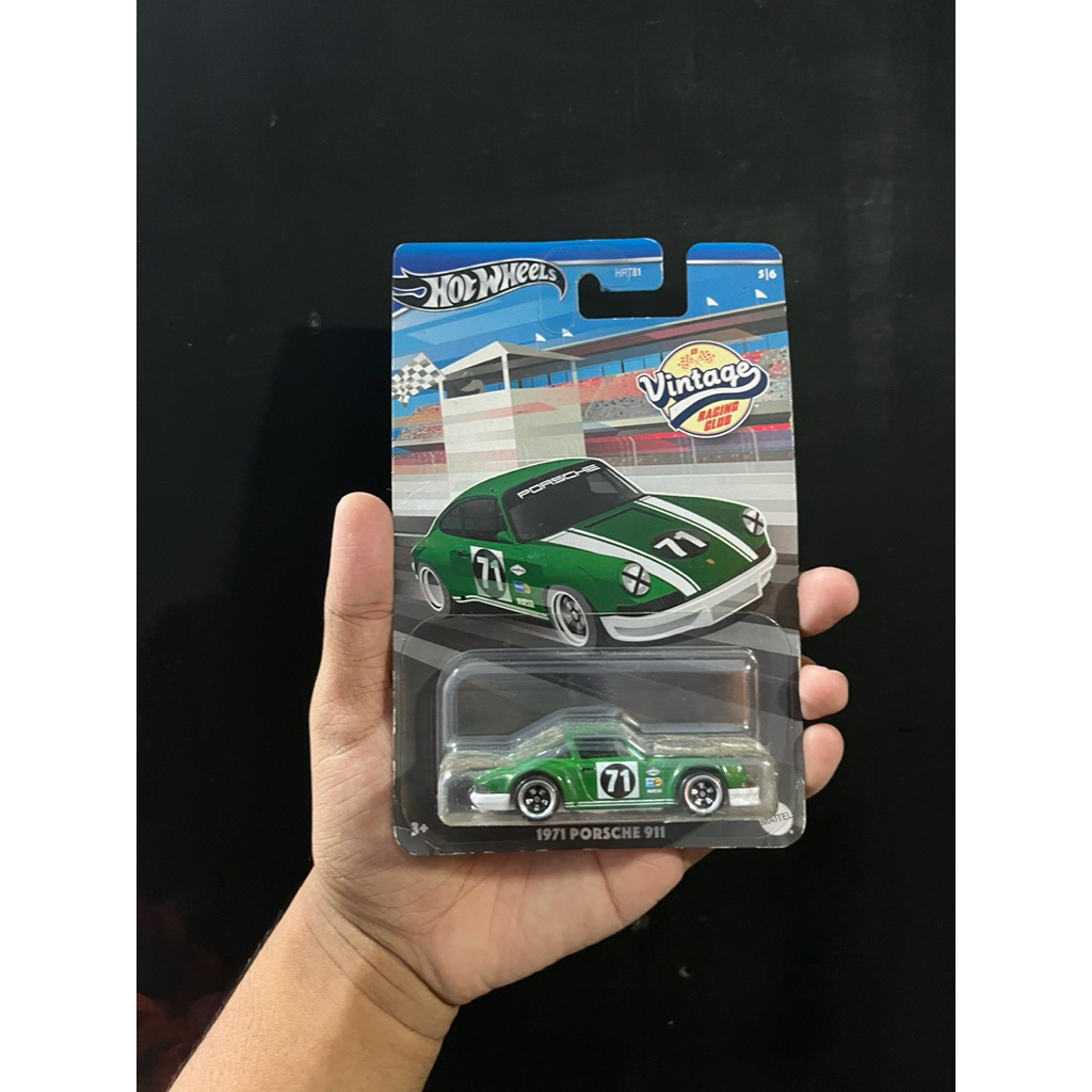 HOT WHEELS VINTAGE RACING CLUB