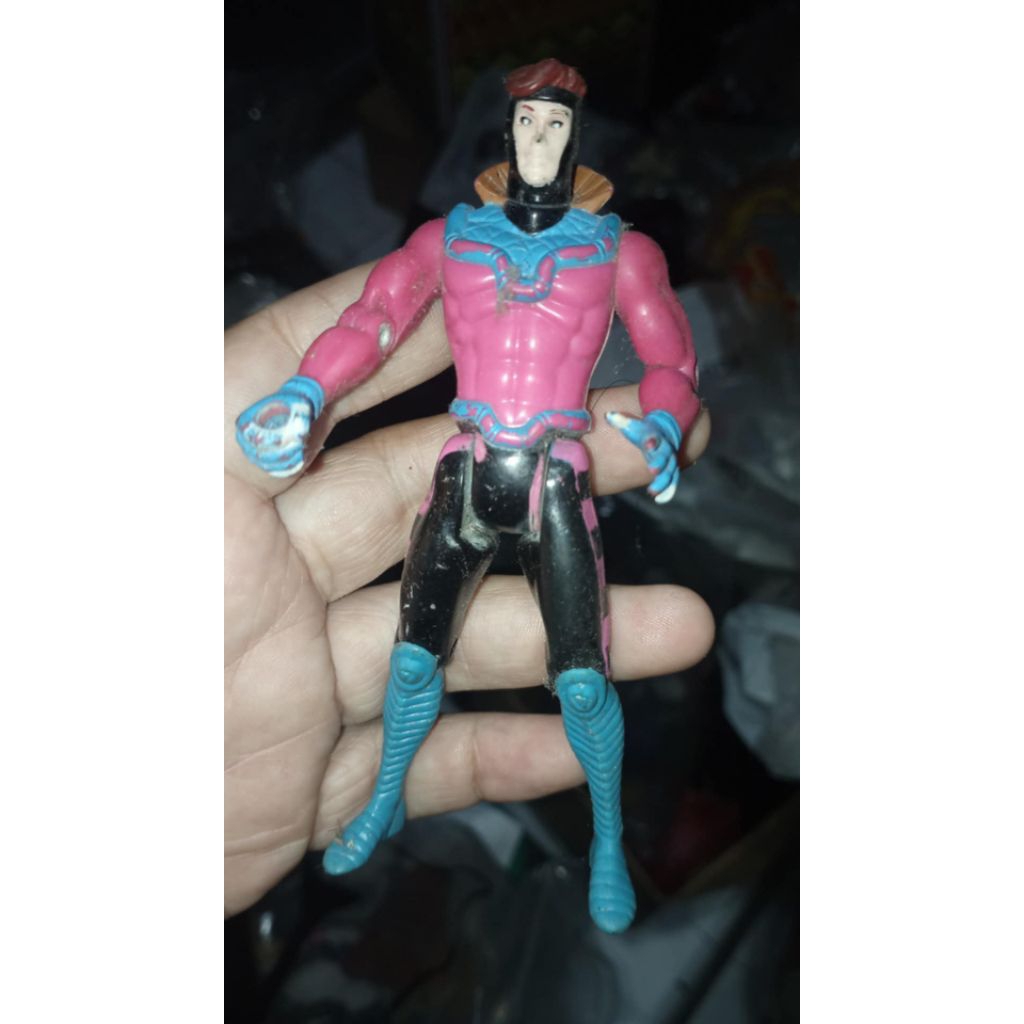 figure marvel x-men toy biz vintage gambit