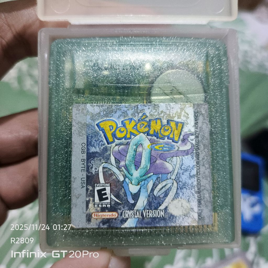 Kaset GameBoy okemon Crystal Version Original
