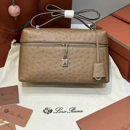 MYMA'S LOPINA OSTRICH LEATHER Extra pocket bag