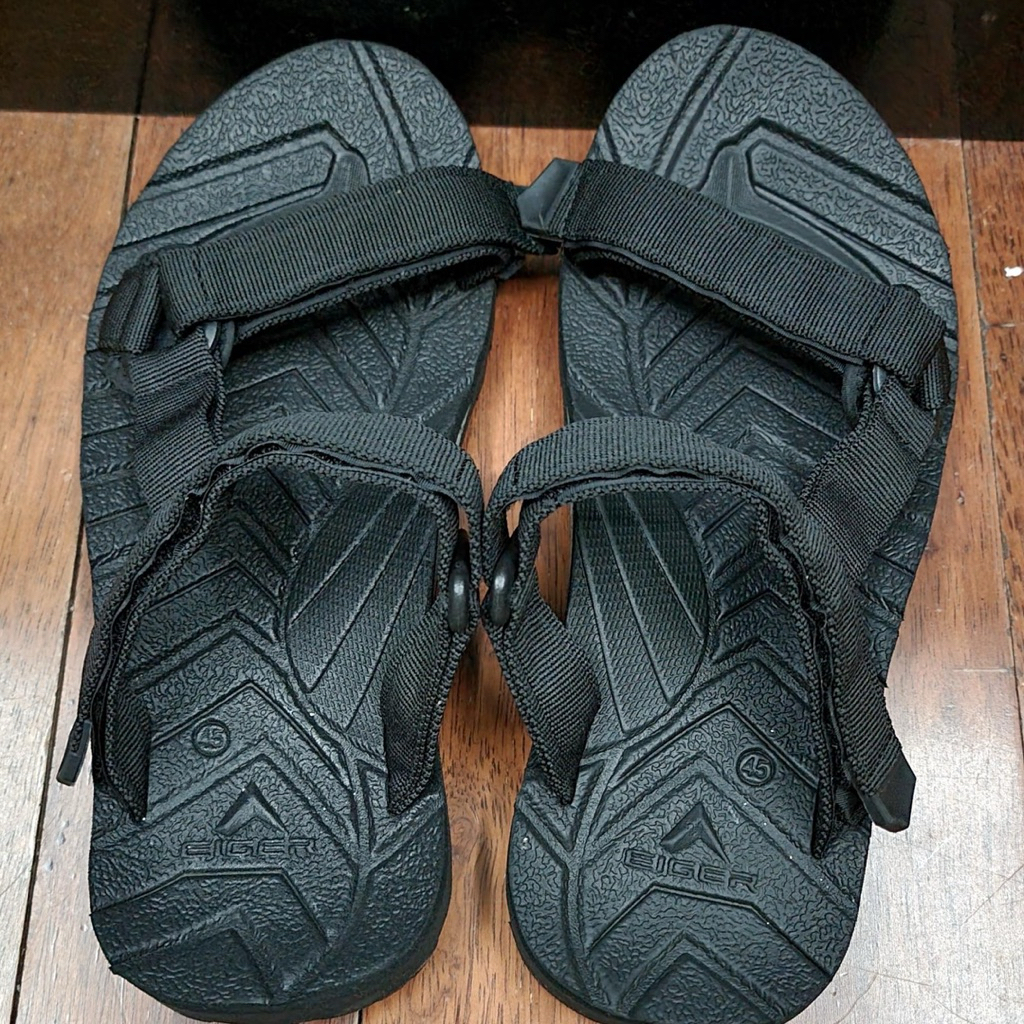 Sendal Gunung Eiger Original