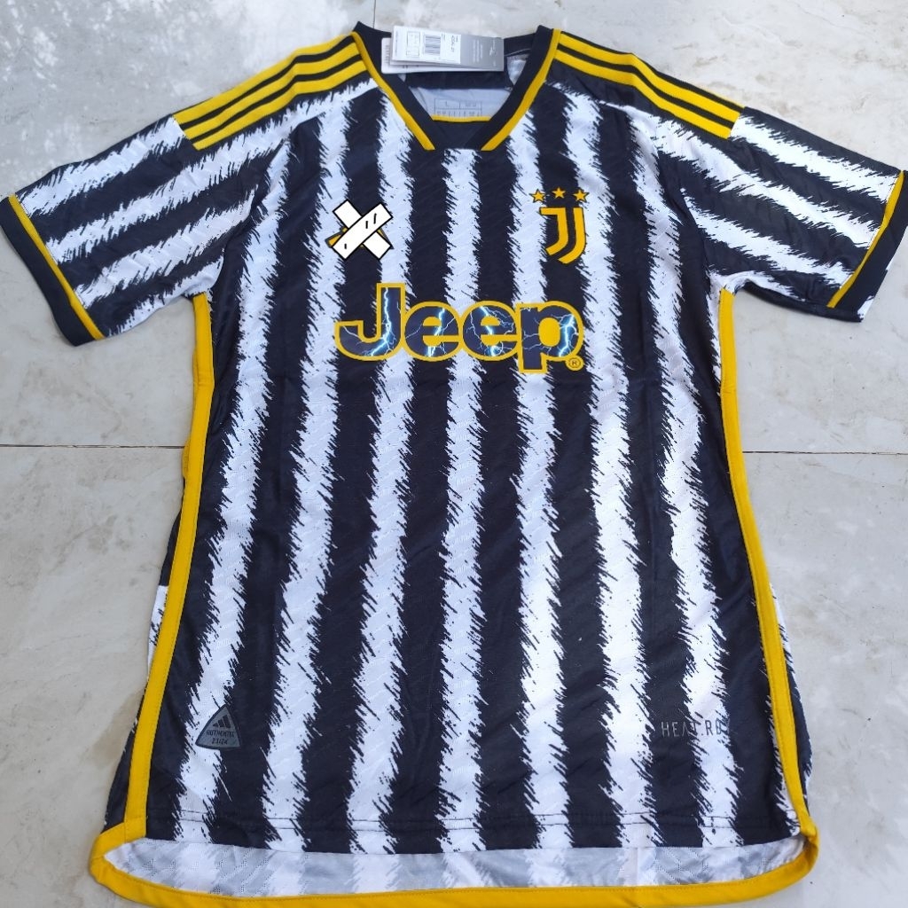 Jersey Juventus Home 2023/24 Player Issue