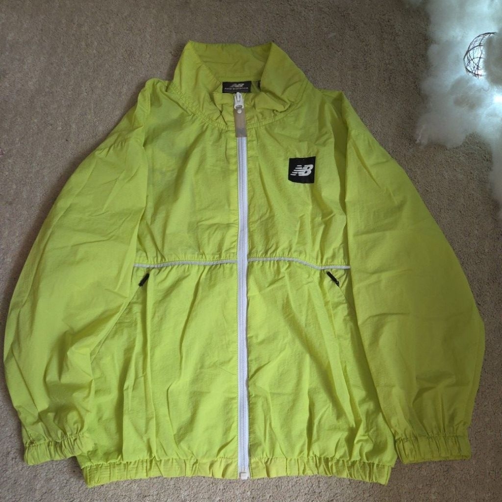 jaket running anak NB preloved