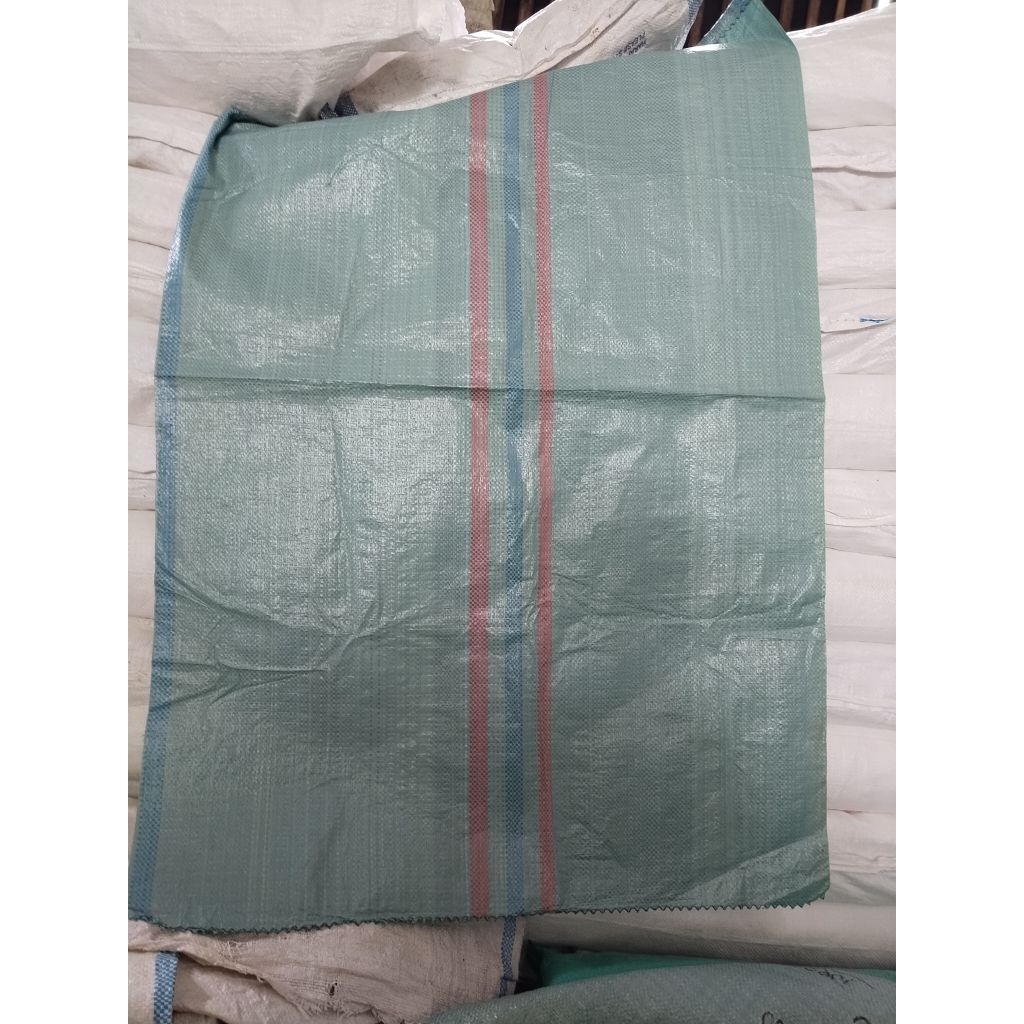 karung bekas jumbo ukuran 75 × 115 cm 100 kg isi 50 pcs/lembar