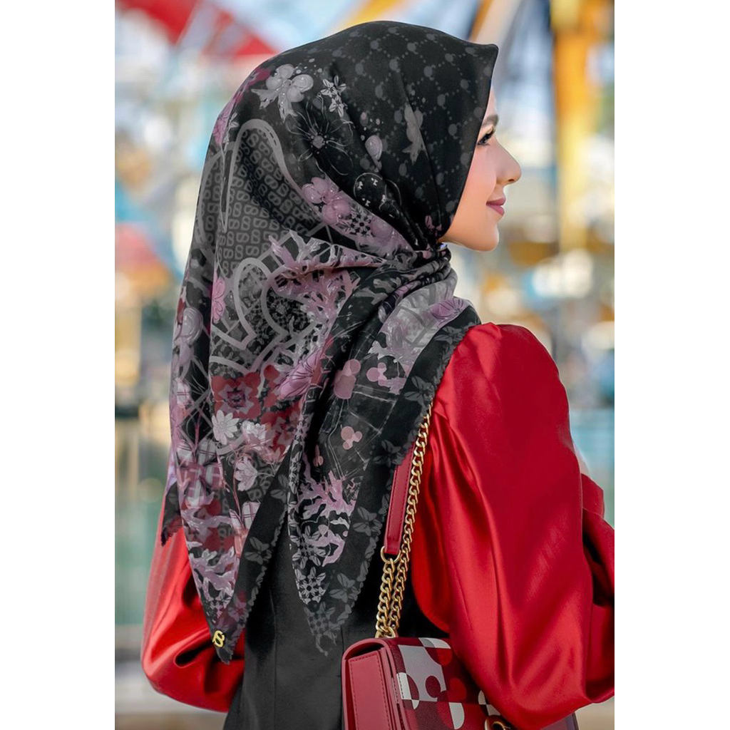 BUTTONSCARVES THE DREAM PARK SERIES