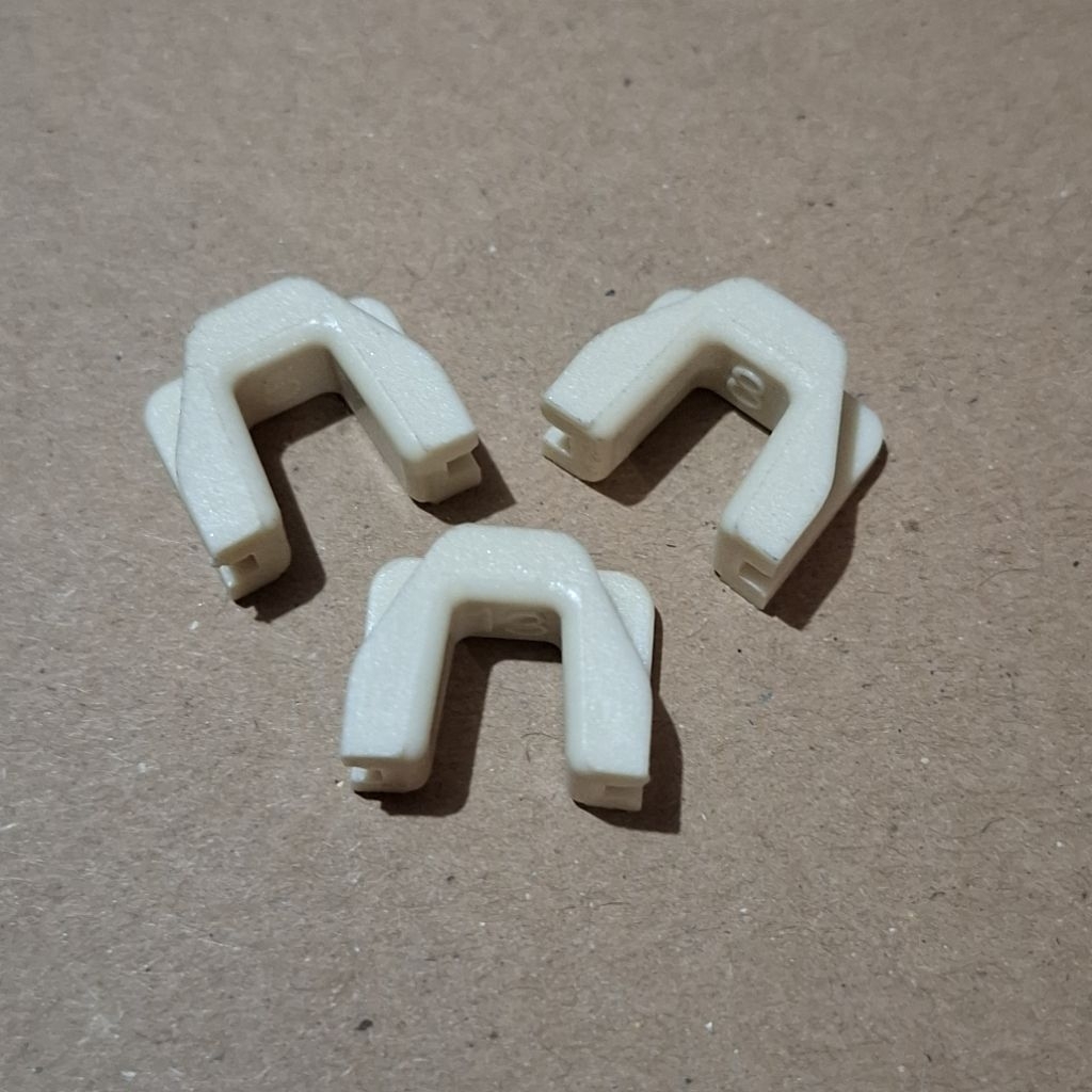 SLIDING SLIDER PIECE KEEWAY SHINY 150 & KEEWAY VERSILIA 150