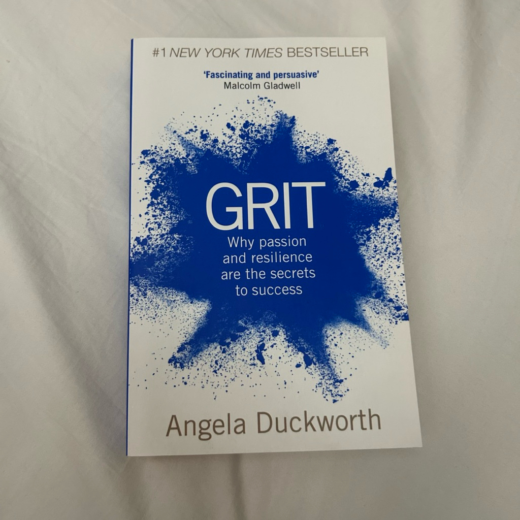 Buku Nonfiksi Inggris Grit: Why passion and resilience are the secrets to success by Angela Duckwort