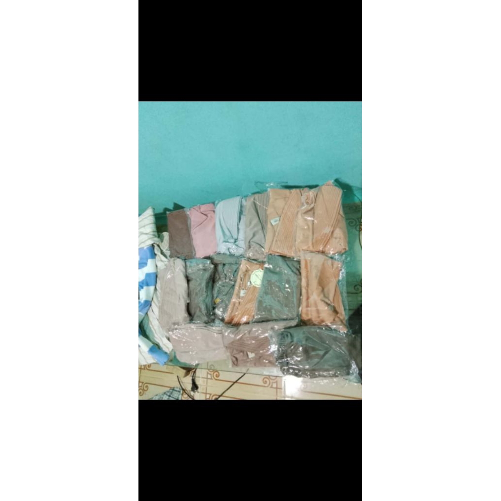 Hijab varisha, bergo, azara motif, dompet les catino