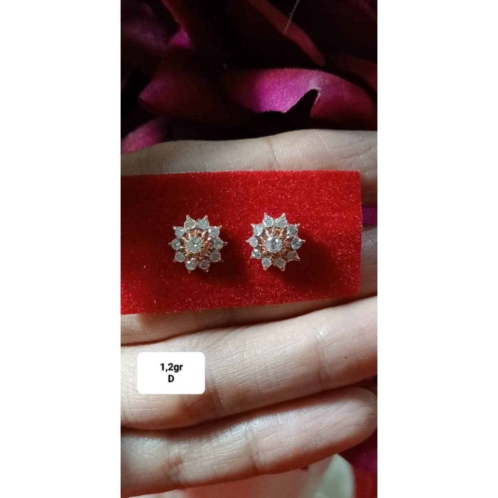 anting batu berlian medan