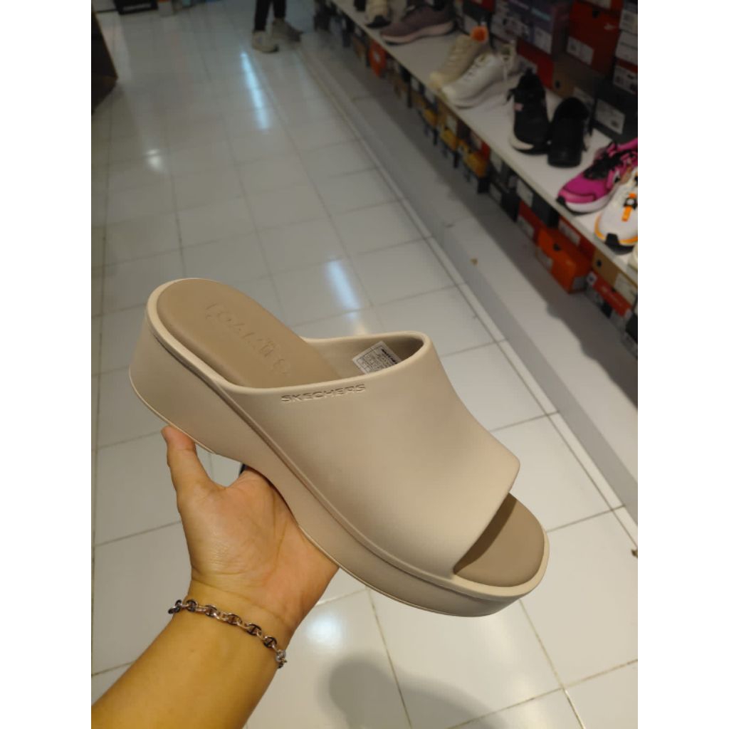 SKECHERS CALI FOAMIES