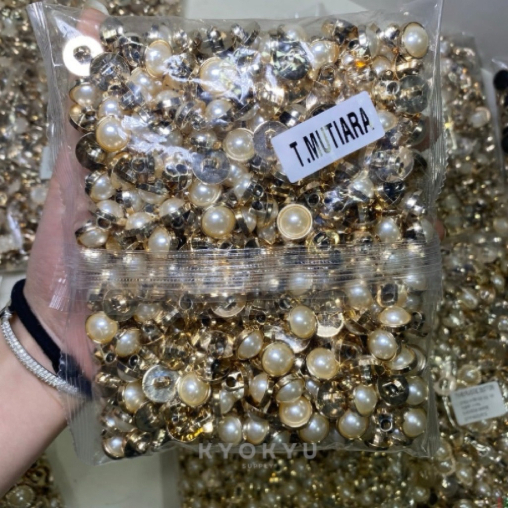 Kancing Mutiara Emas Motif Grigi Warna Emas Ukuran 20L 24L Berkualitas kancing Gold / Kancing Emas /