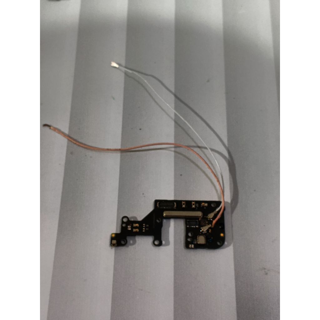 Papan bawah mesin+antene signa Black Shark 4 pro original normal copotan asli