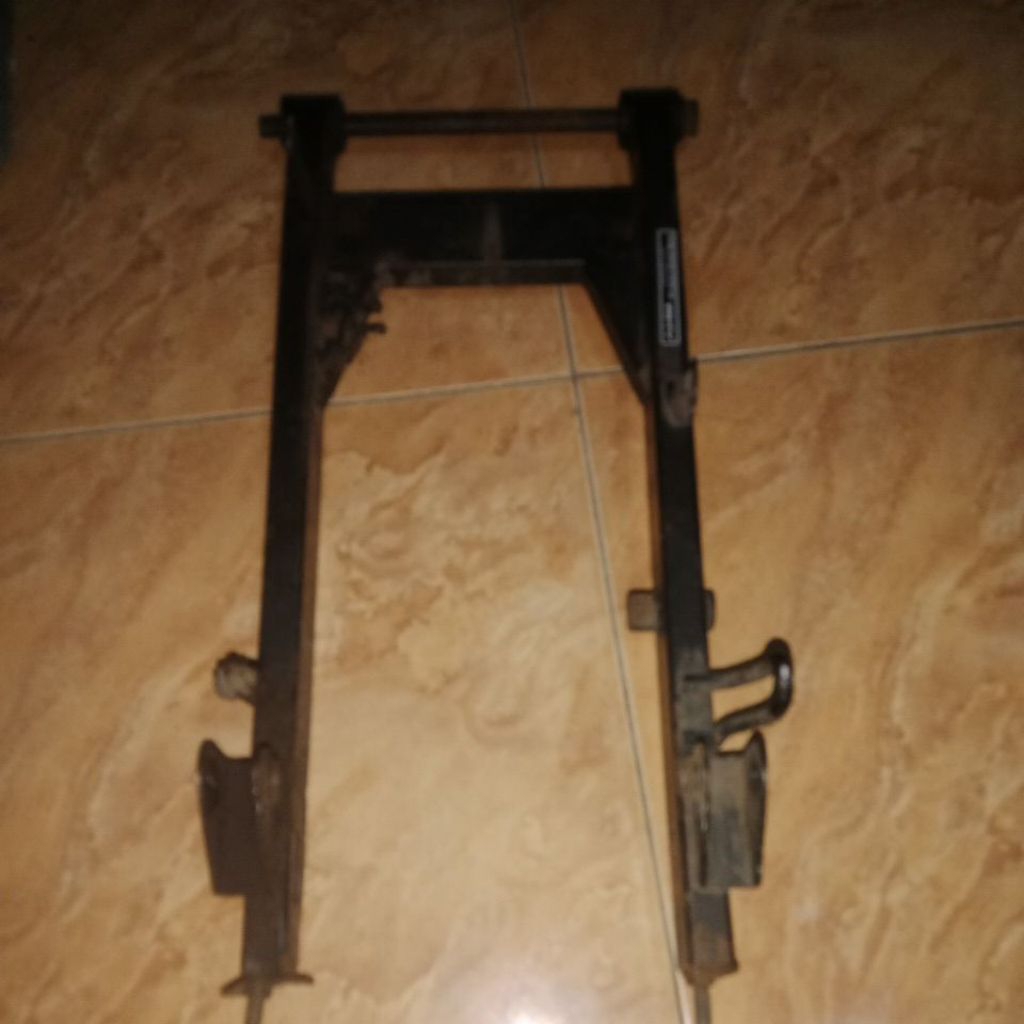 swing arm supit supraX125 supraX 125 supra X 125 FI injeksi SUPRA X 125 FI INJEKSI original