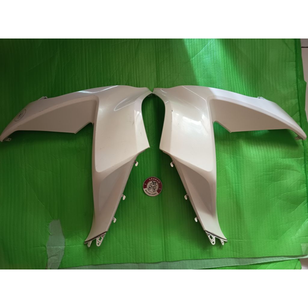 Cover Sayap Samping Kanan Kiri PCX 150 CBU LED Thailand 2014 - 2017 Original Copotan K35